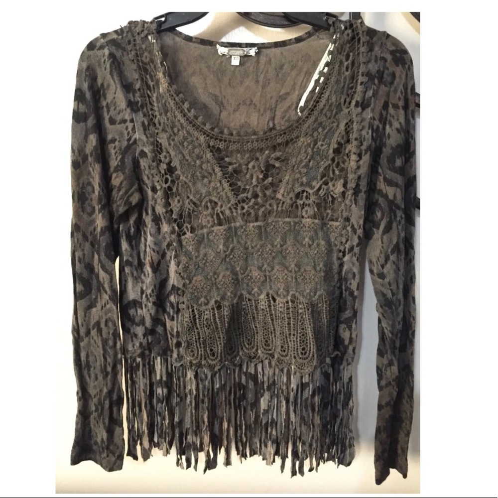 Gimmicks by BKE SHIRT XS